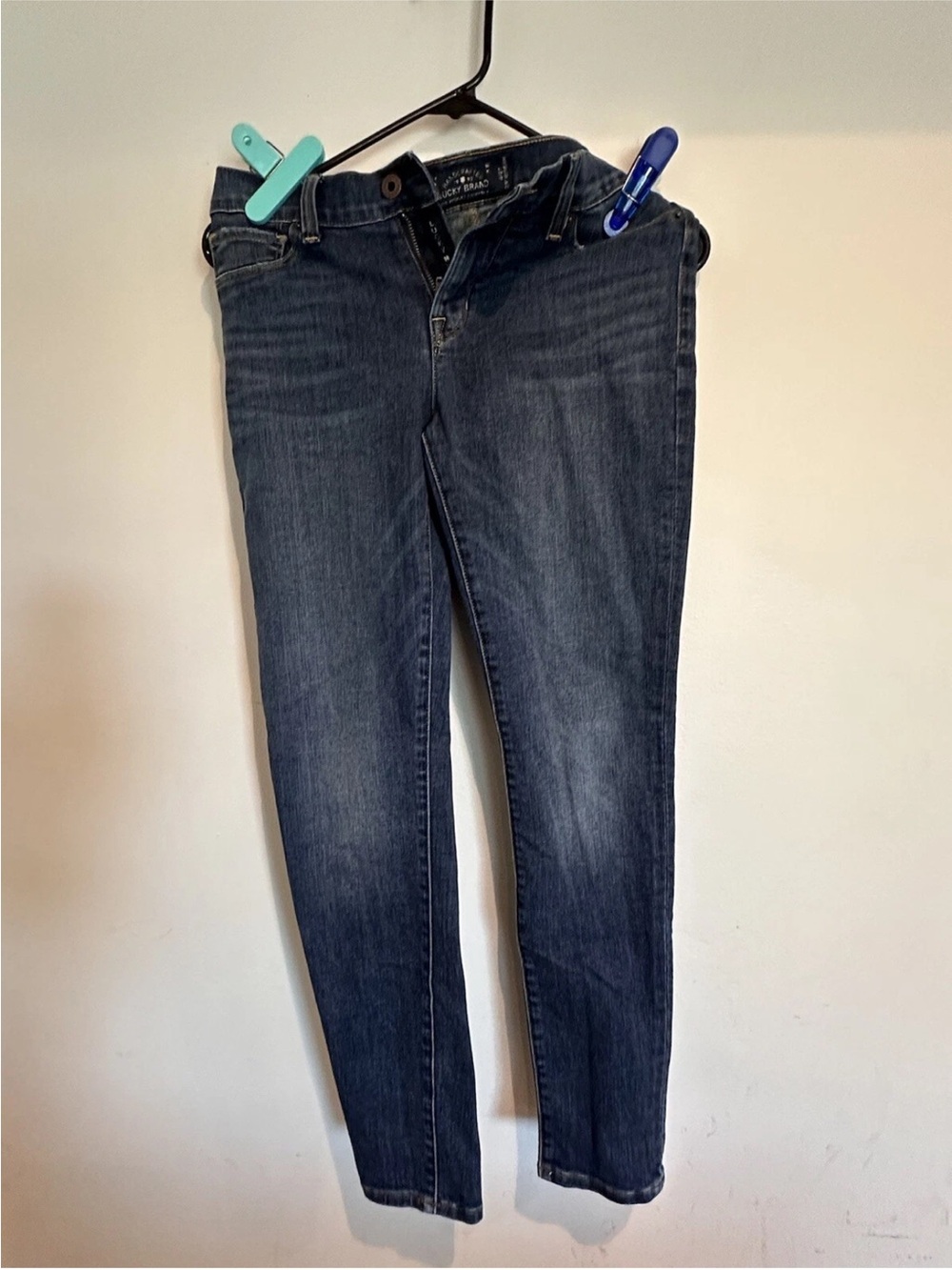 Lucky Brand Skinny Jeans in Dark Blue Wash
